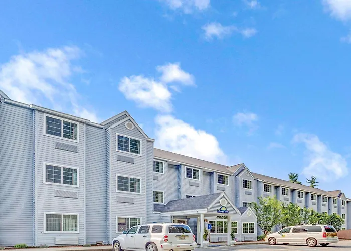 Days Inn By Wyndham Sturbridge